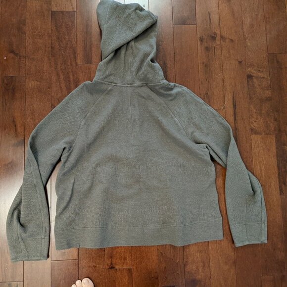 Lululemon women's green cropped hoodie size 6 - Picture 2 of 7